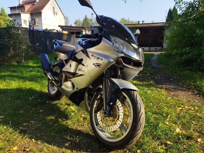 Kawasaki ZX-6R Ninja 2000