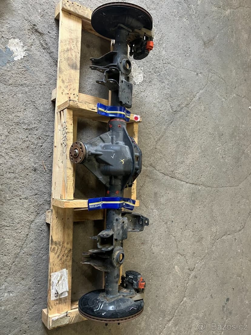 Zadní náprava Dodge Ram 1500 5.th gen.