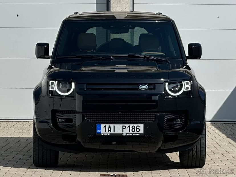 Land Rover Defender 110 V8 P425 X-Dynamic HSE