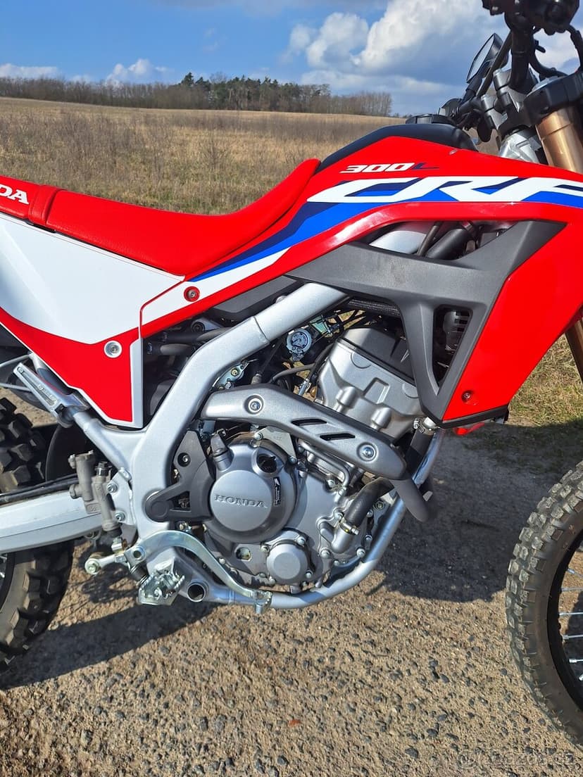 Honda CRF 300l Najeto 820 km Odpočet DPH