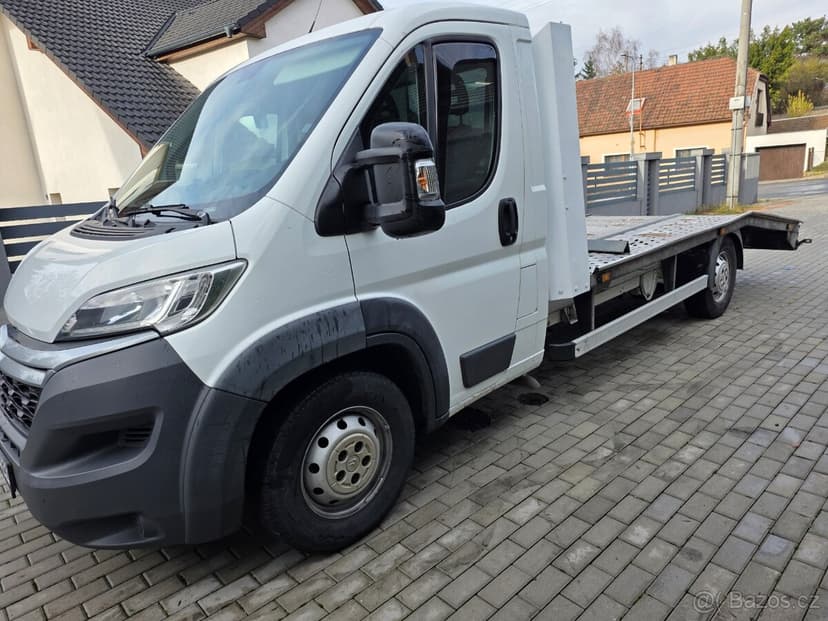 Citroen Jumper 2.2HDI,odtahovka,měchy,tažné, 1.majitel