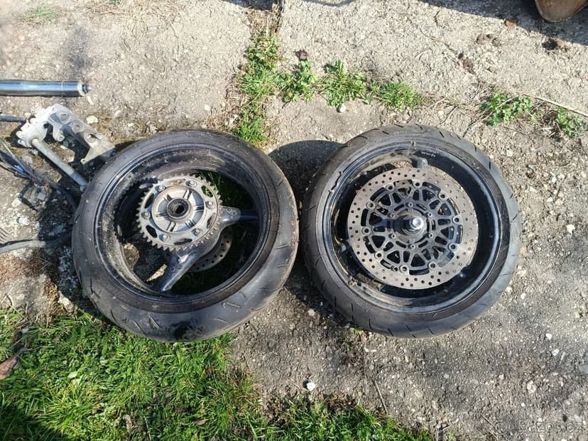 Honda CBR 1000 RR náhradní díly 1999-2000