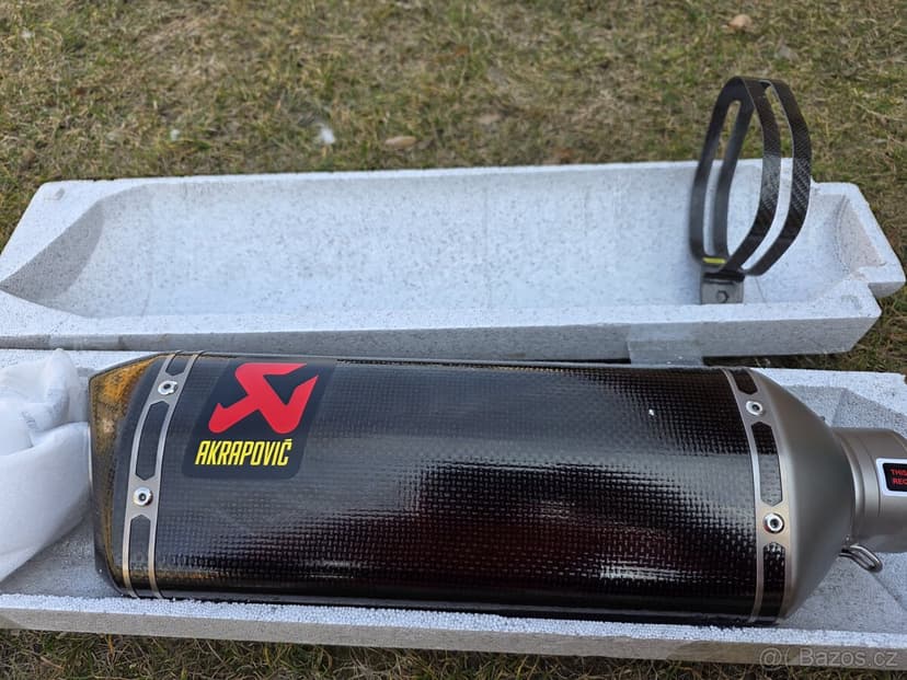 Akrapovič nový, Aprilia Tuono V4 1100 Factory