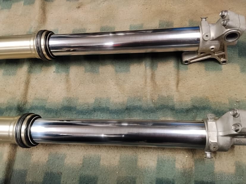 Prodám přední tlumiče Yamaha YZF250