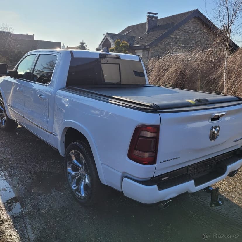 DODGE RAM 1500 LIMITED 2022 5,7 HEMI 54000km DPH