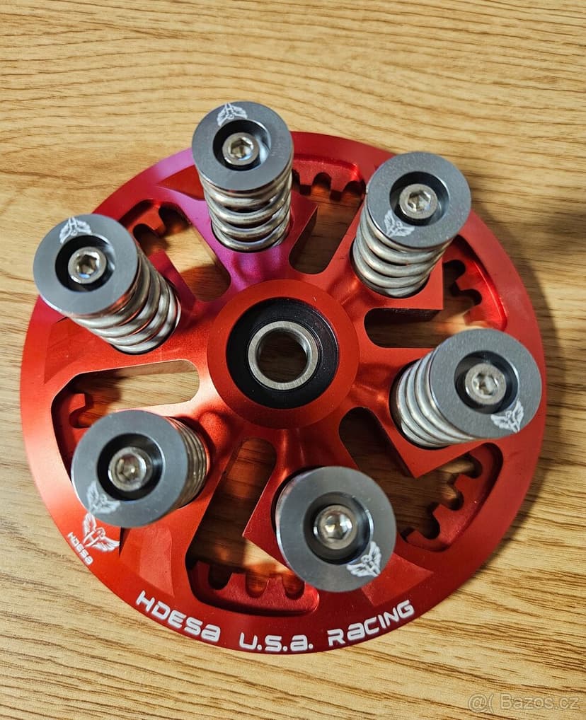 Ducati 600 750 800 900 1000 suchá spojka komplet přítlačák