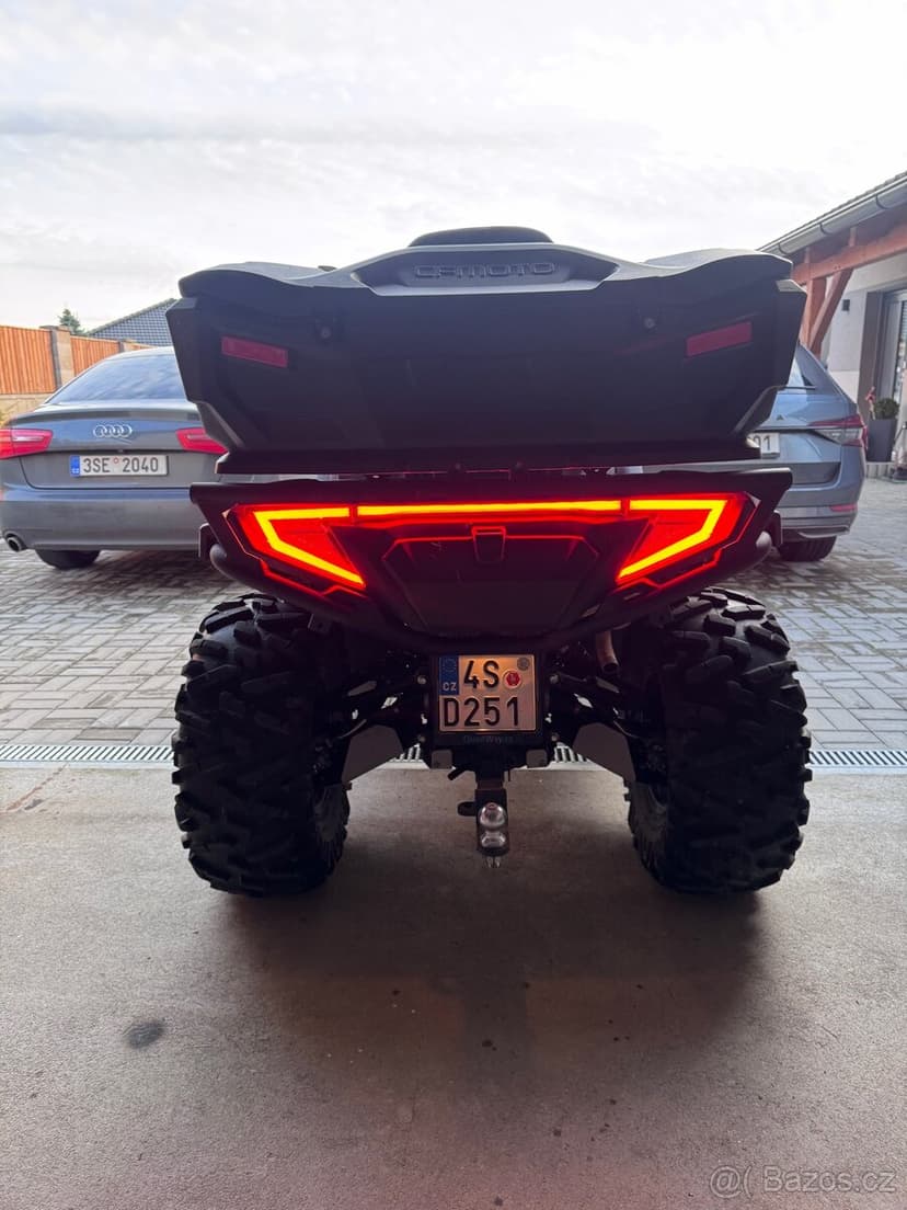 CFMOTO Gladiátor x625-EPS- bíle SPZ