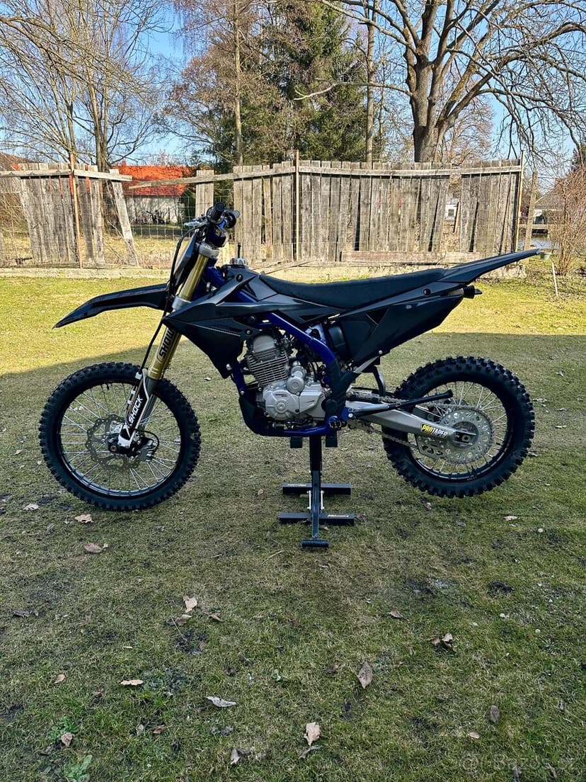 Mikilon 300 ML klon Suzuki RMZ