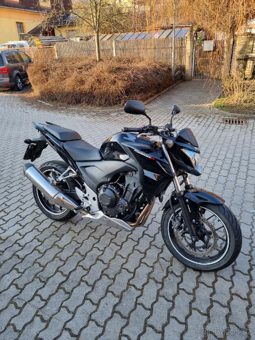 Honda CB500F 2015, 13700km, 35kw