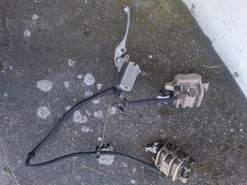 Honda cbr 600f a VFR 750