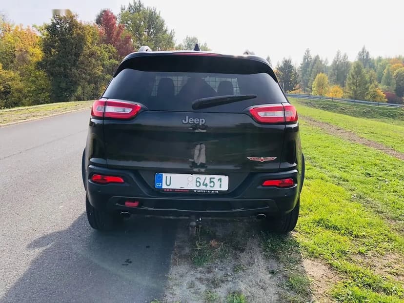 Jeep Cherokee, Trail rated 3.2 W6