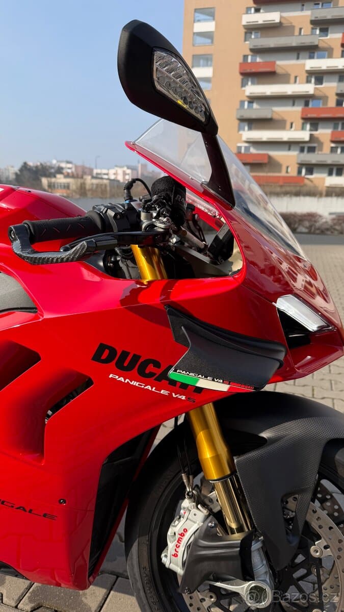 Ducati Panigale V4S 2021