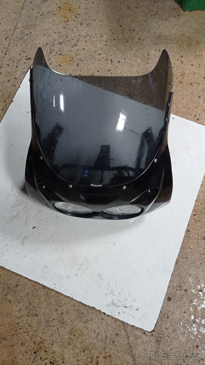FZR 600 maska + plasty a mnoho dalšího