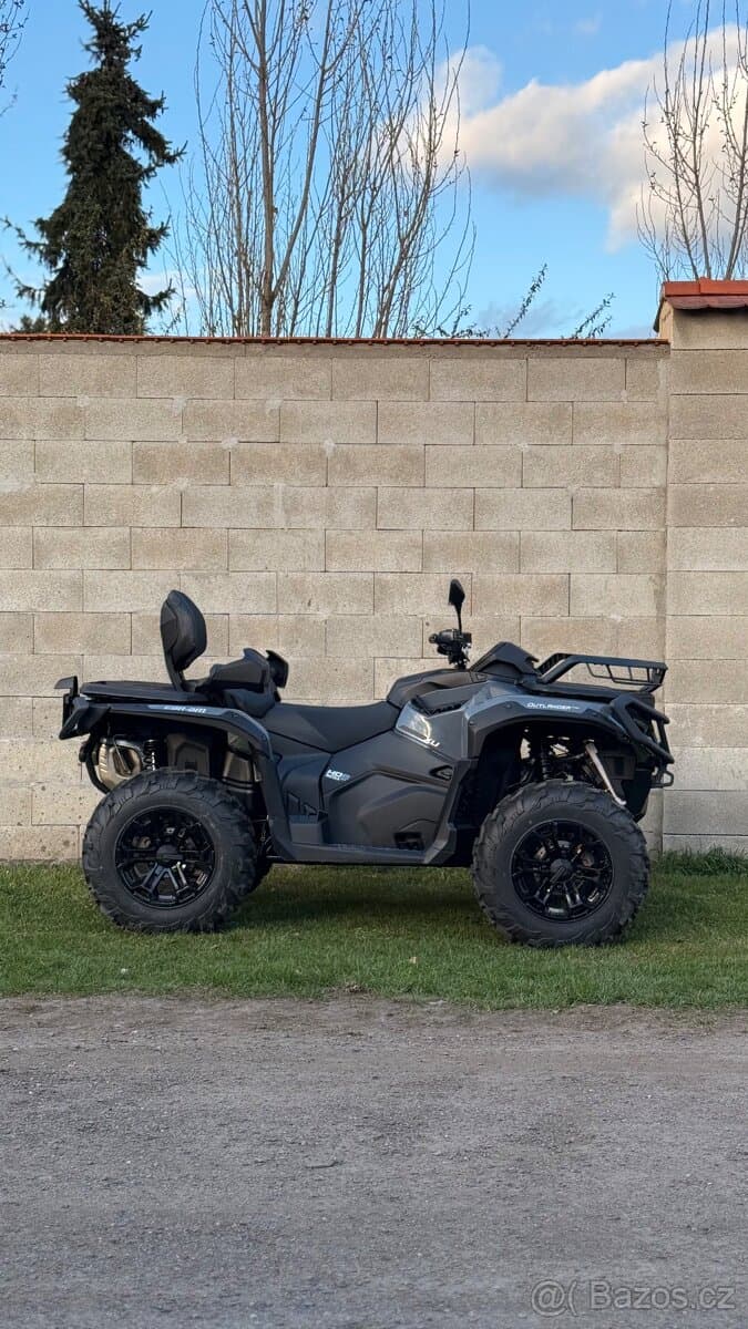 Can-Am Outlander 2025 – TOP STAV + Doplňky