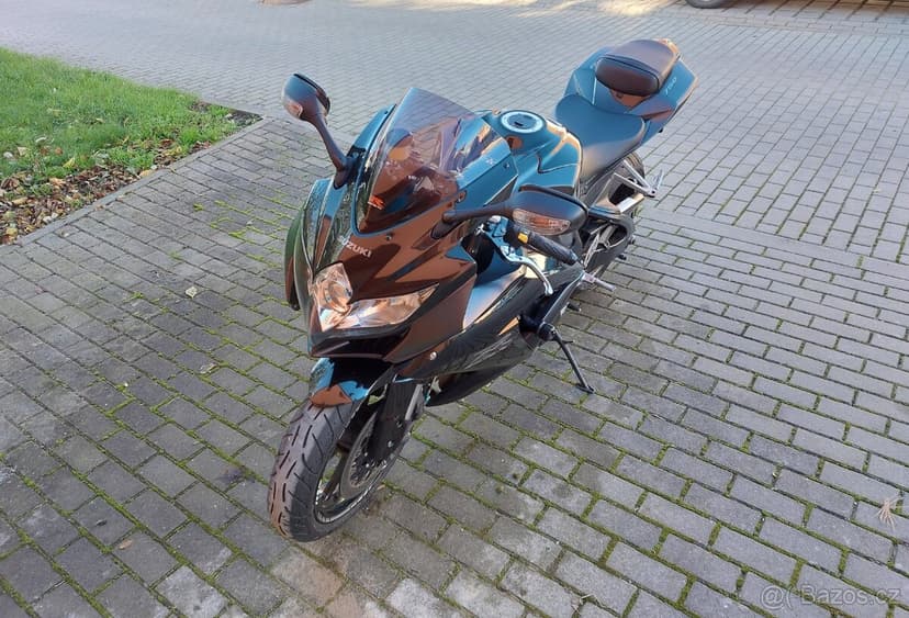 Suzuki Gsxr 750 k8