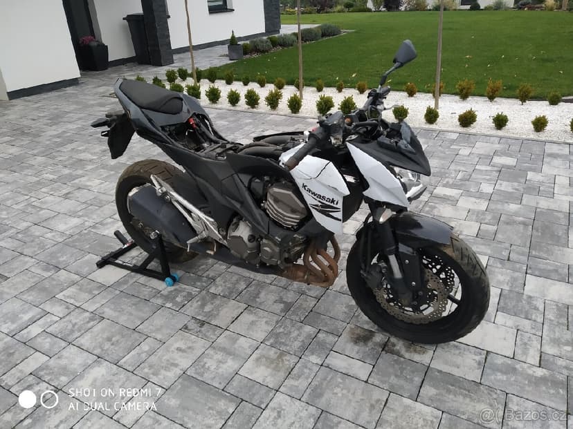 Kawasaki Z800 díly