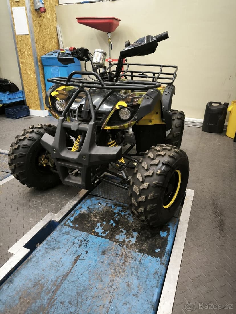 Dětská čtyřkolka