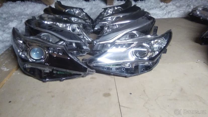Světla toyota-predni