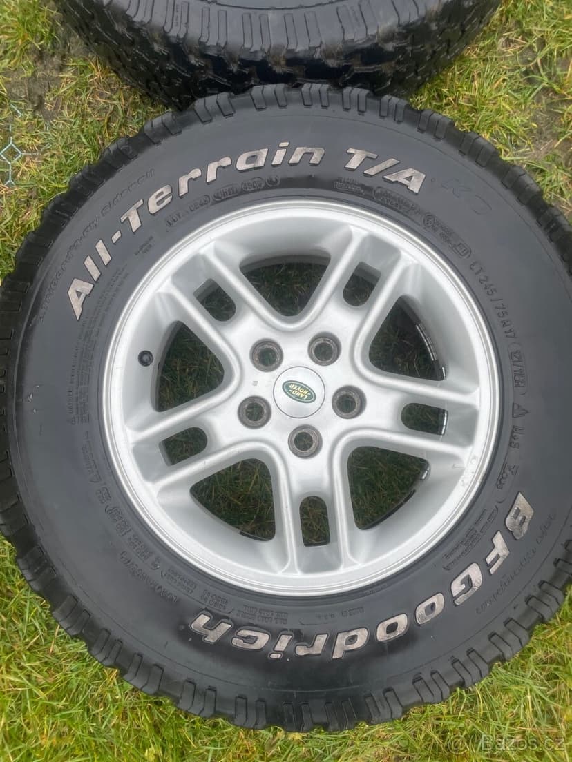 Disky 17" Land Rover D3 (RRS) + A/T Pneu 245/75 r17