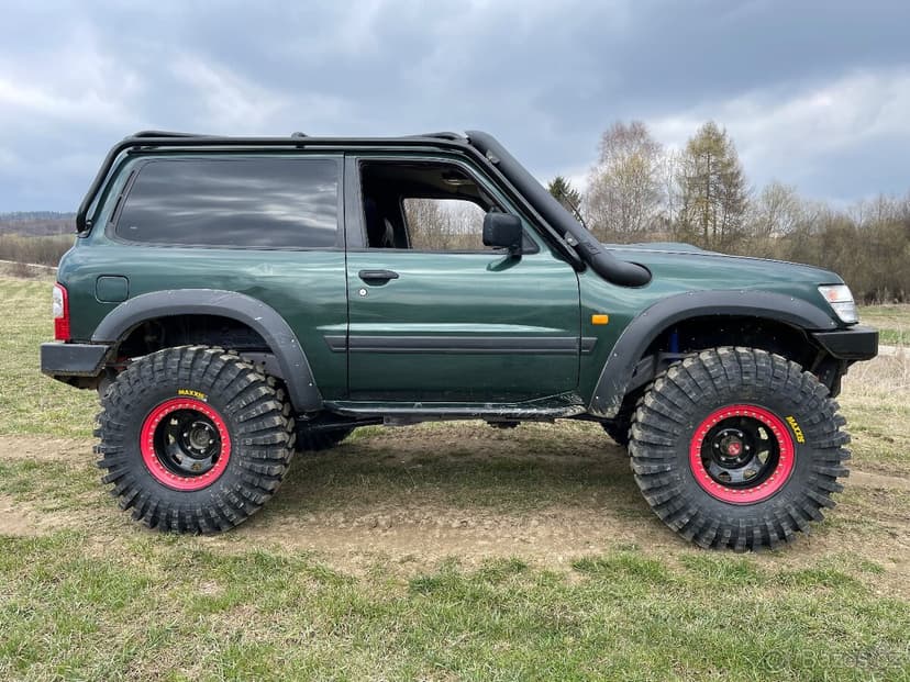Nissan Patrol Y61