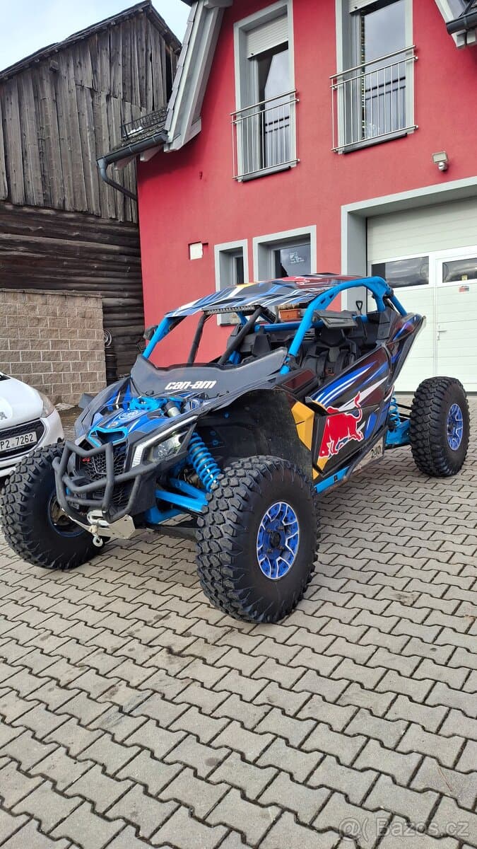 Can am maverick x3