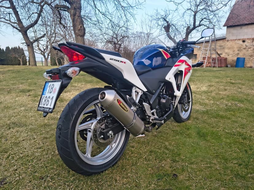Honda CBR250R - ABS
