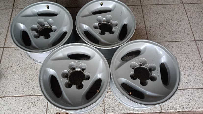 Orig. Alu. kola Nissan Patrol GR 16x8 6x139.7