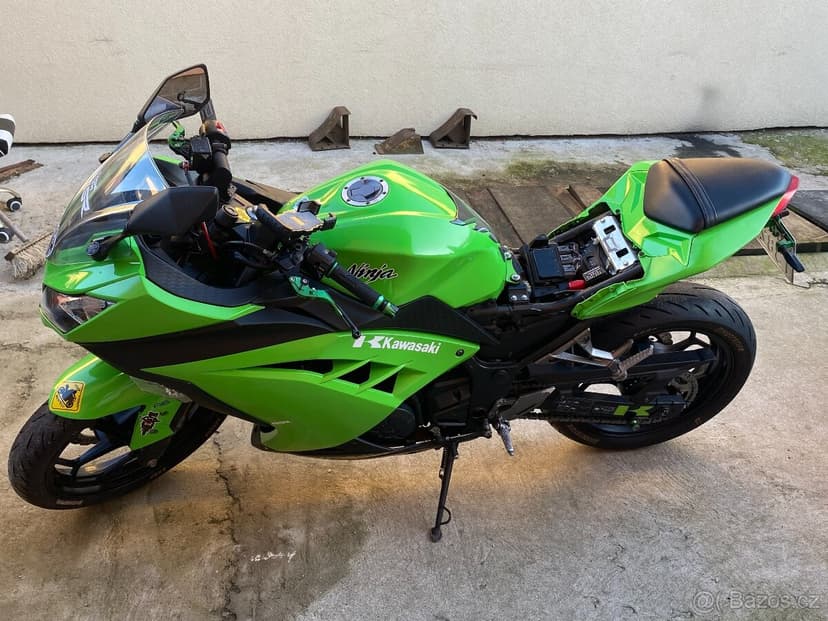 Kawasaki ninja 300 29 kW
