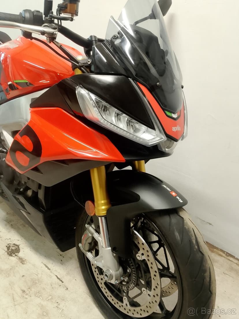 Aprilia tuono 1100 v4 gt