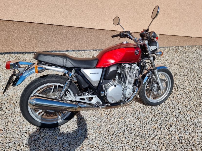 Honda CB 1100