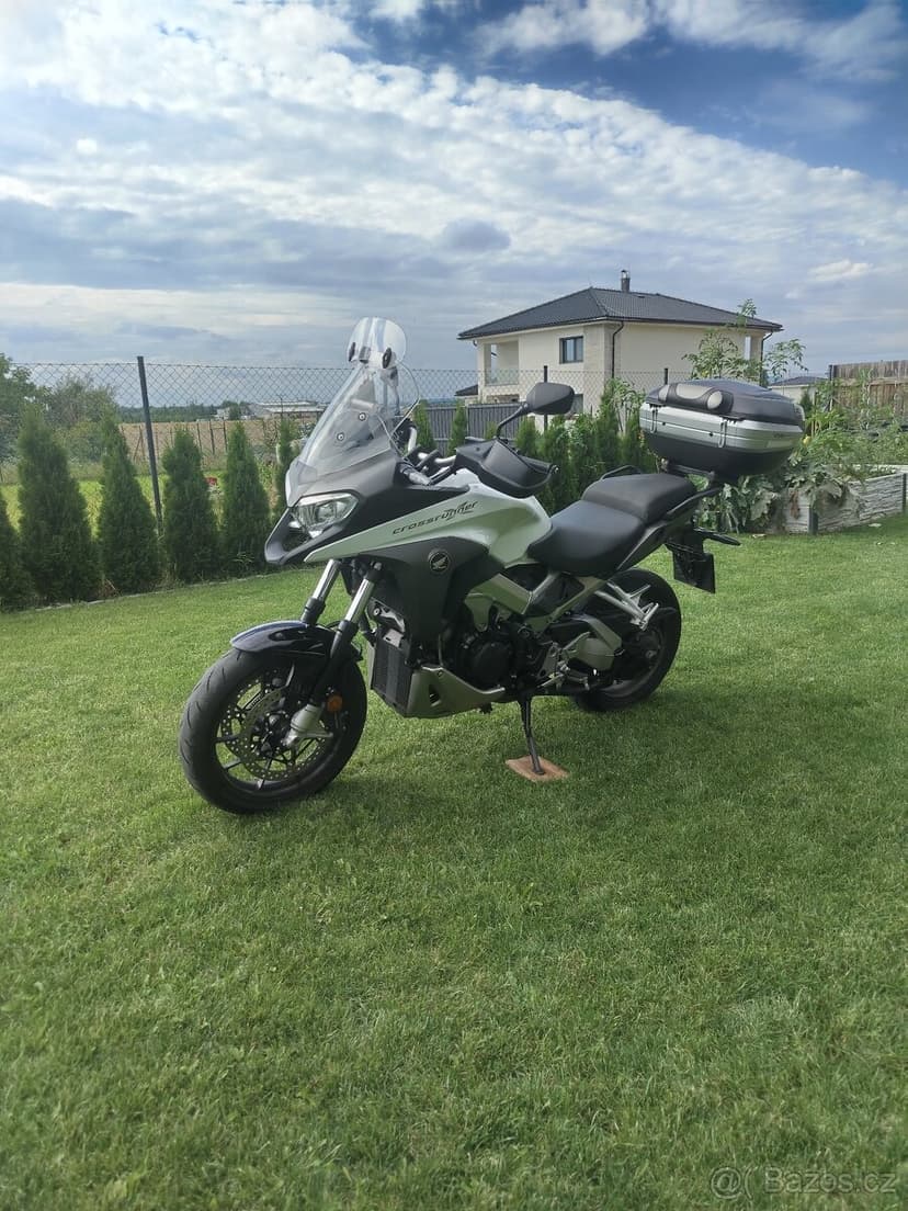 Honda vfr 800 crossrunner