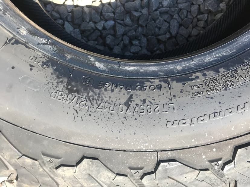 285/70 R17 all-terrain T/A KO2 BFGoodrich