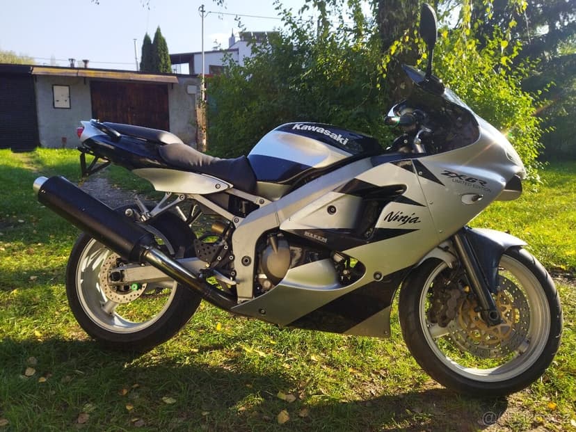 Kawasaki ZX-6R Ninja 2000
