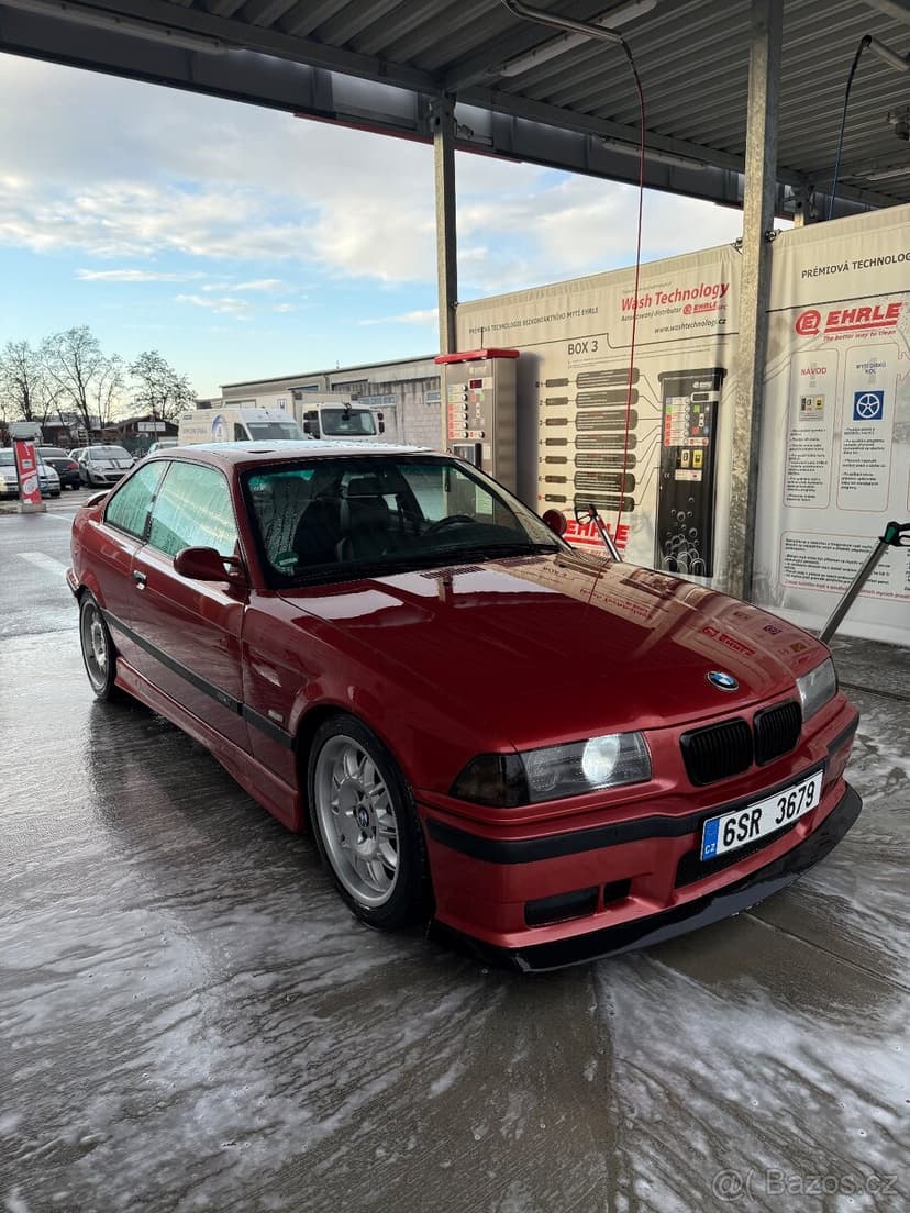 Bmw e36 323i coupe