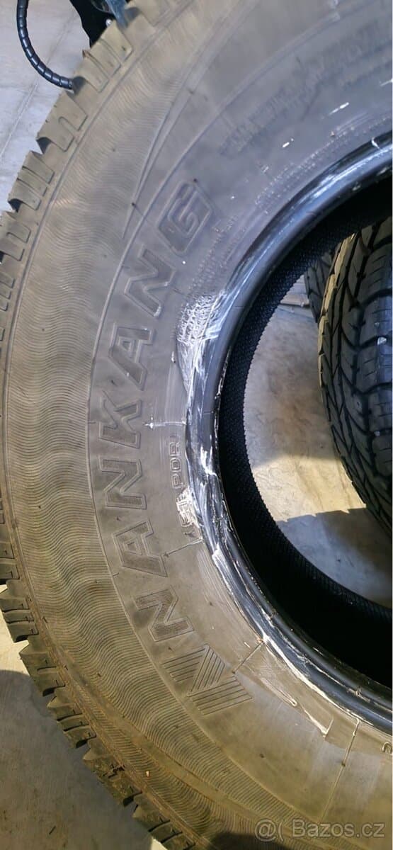 Terenní Pneu 315/70 r17