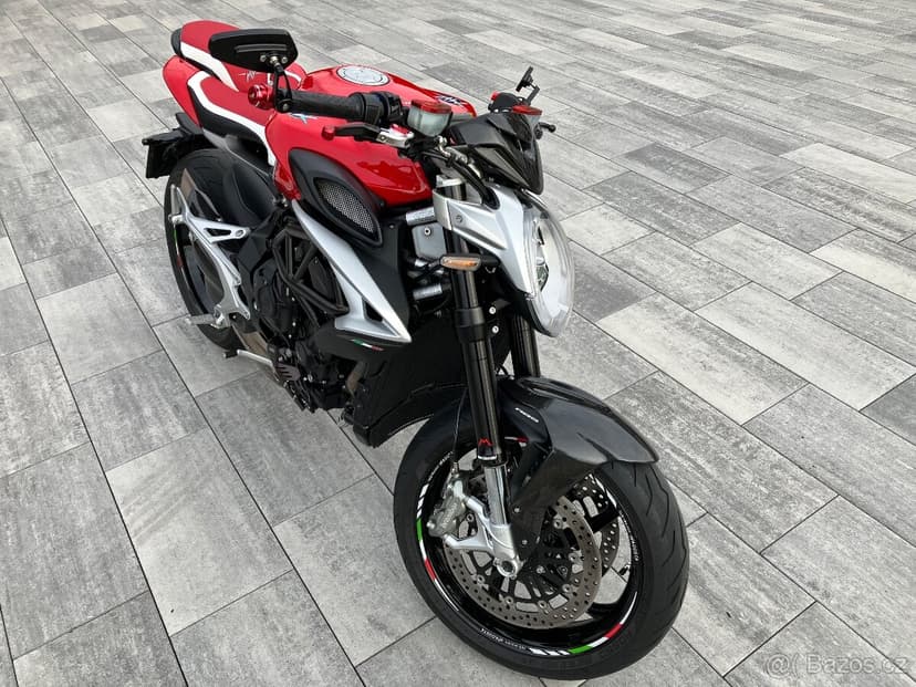 MV Agusta Brutale 800