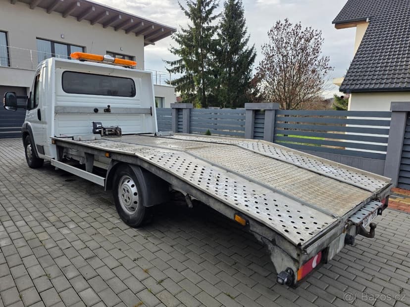 Citroen Jumper 2.2HDI,odtahovka,měchy,tažné, 1.majitel