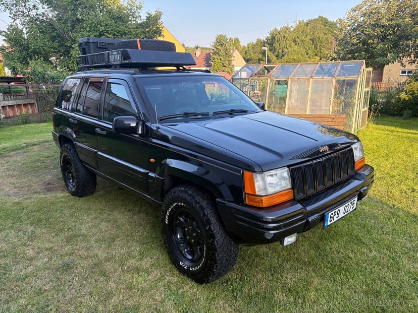 Jeep Grandcherokee ZJ 5.2 v8