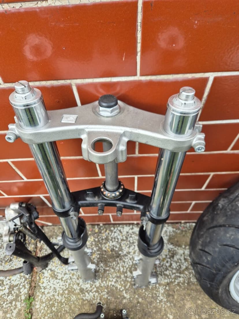 Honda VFR 800 FI 1998 - 2001 - kola