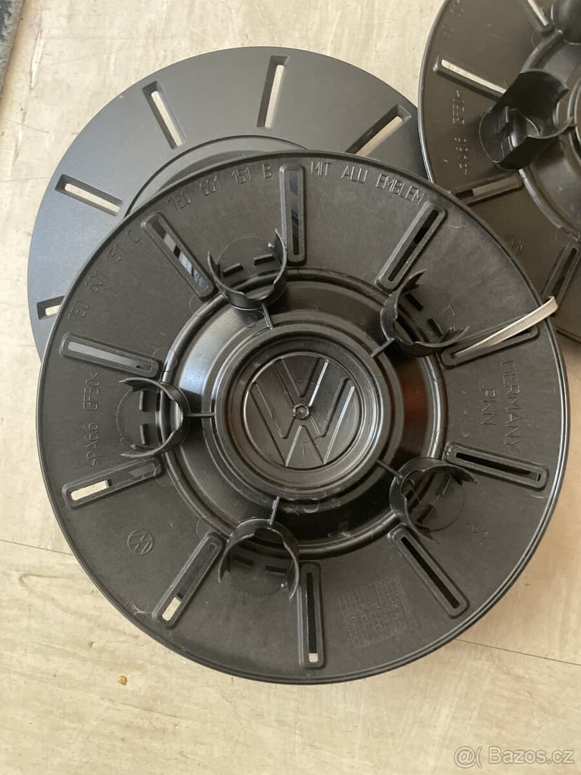 4xVW-7H0601151B(7E0601151C)pokličky T5 T6