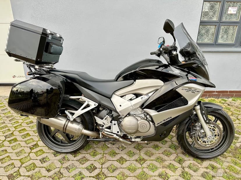 Honda vfr 800 crossrunner