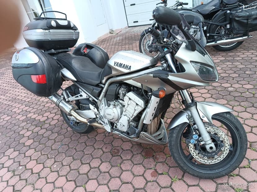 Yamaha FZS1000 po servisu