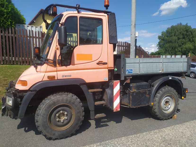 Mercedes UNIMOG U300 107 Tkm, CZ