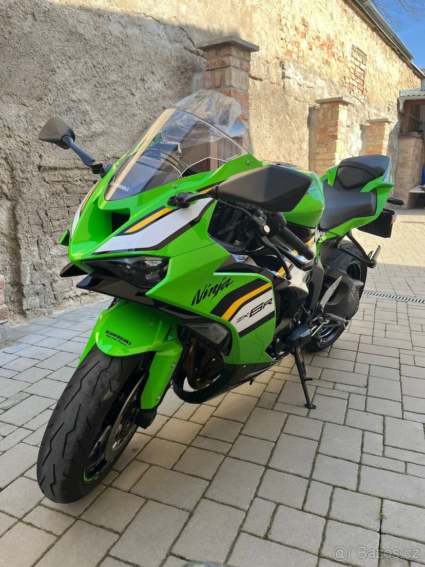 Kawasaki ninja zx6R