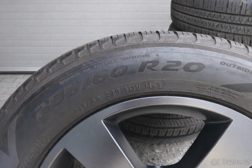 Land Rover Defender R20 4ks