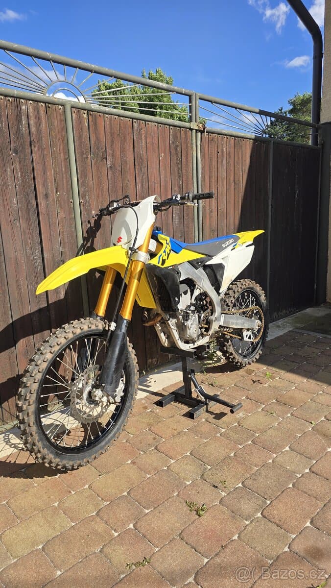 Suzuki RMZ 250 2024