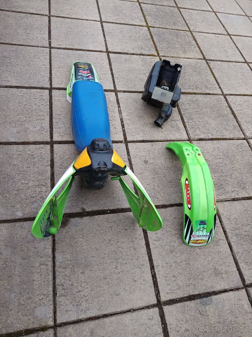 Prodám díly na Kawasaki KX85