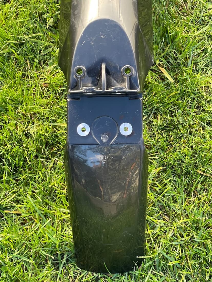 Přední blatník Husqvarna FE (2017–2023) – nový, černý