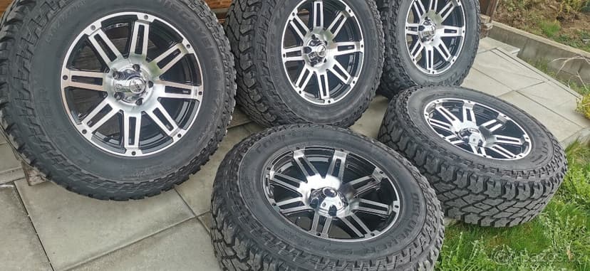 Kola Jeep Wrangler, Jeep Gladiator