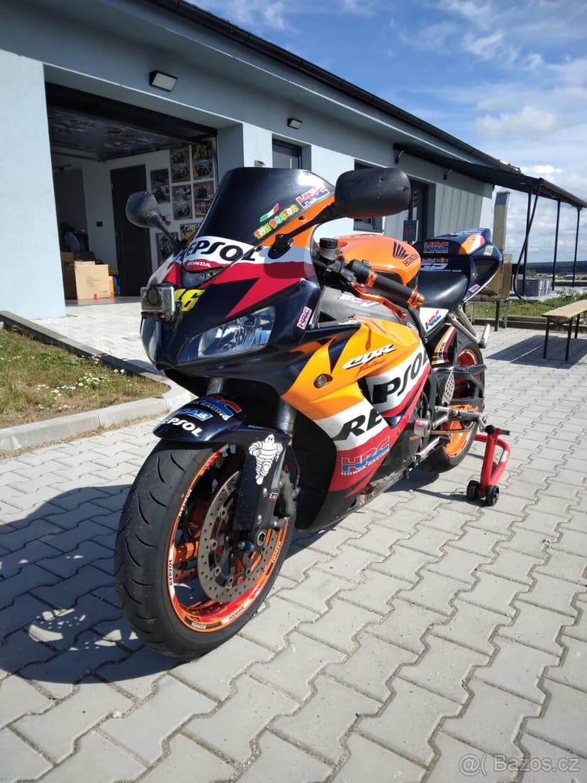 Prodej Honda CBR 1000rr fireblade